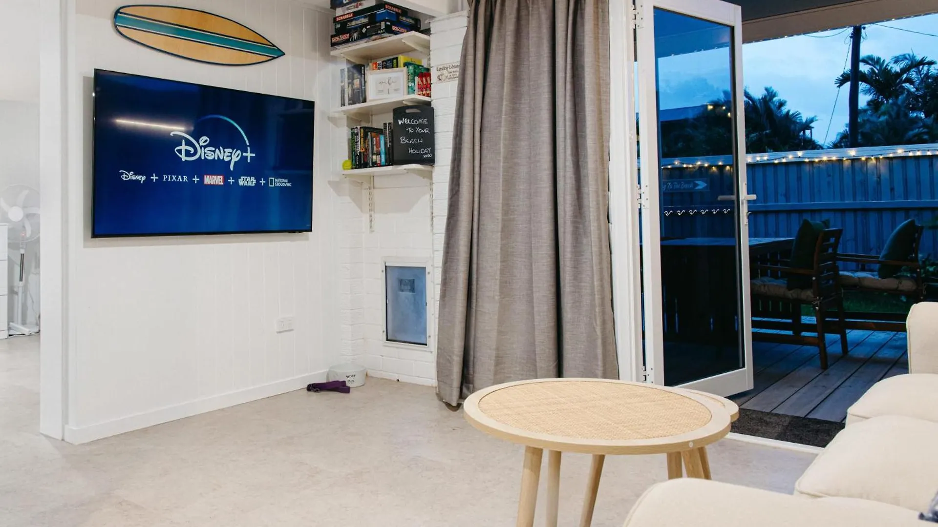 Moffat Beach Coastal Contemporary Unit B Caloundra Apartment